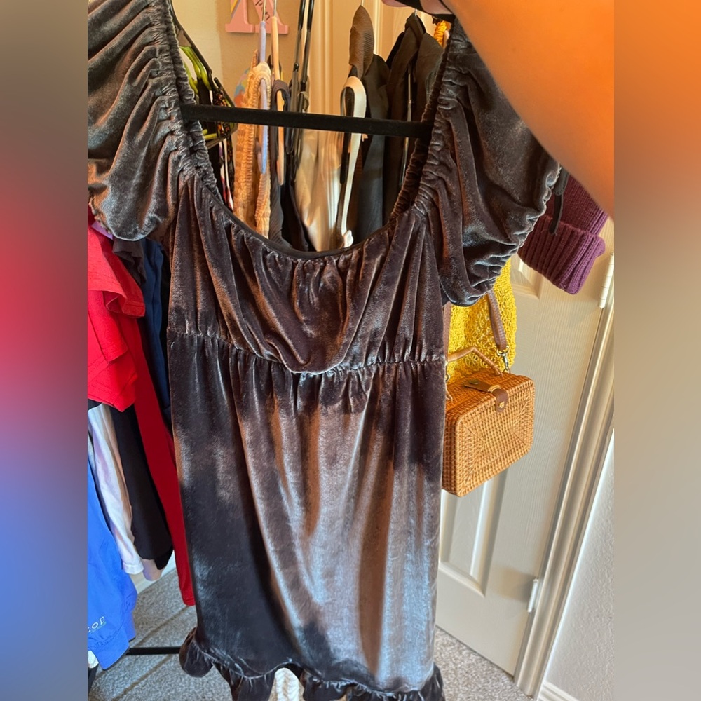 NEW URBAN OUTFITTERS CRUSHED VELVET BABY DOLL DRESS SMALL